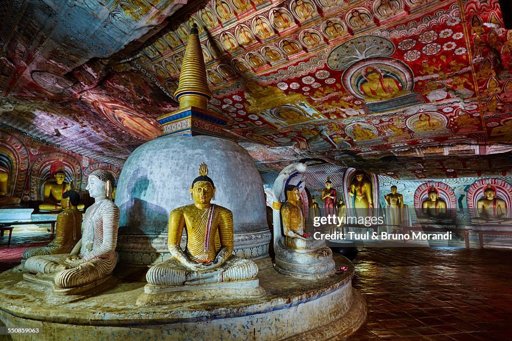 Sri Lanka, Ceylon, North Central Province, Dambulla, Buddhist Cave Temple, UNESCO World Heritage Site, Cave 2, buddhist statues and frescos